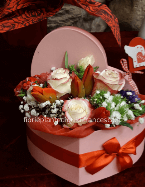 Cuore con fiori
