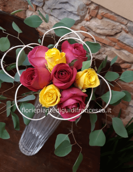 Bouquet di fiori freschi, gerbere e rose colore rosa. » Fiorista a Buti.  Invio e consegna a domicilio di fiori e piante a Buti, Cascina e Bientina.  Invio